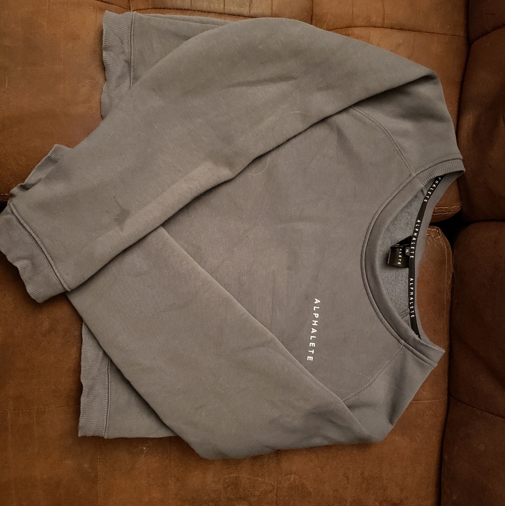 🔥SOLD🔥Alphalete Cropped Sweatshirt